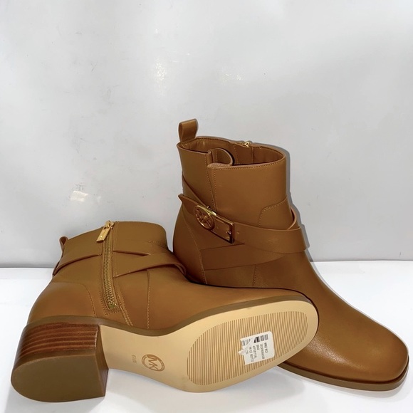 NEW MICHAEL KORS ANKLE BOOTS - Picture 9 of 10
